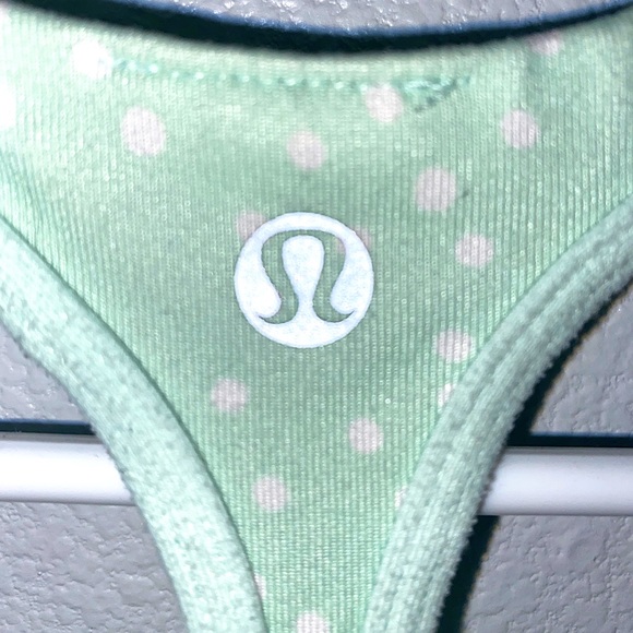 Lululemon Size 6 Mint No Limits Sports Bra Tank - Picture 3 of 6